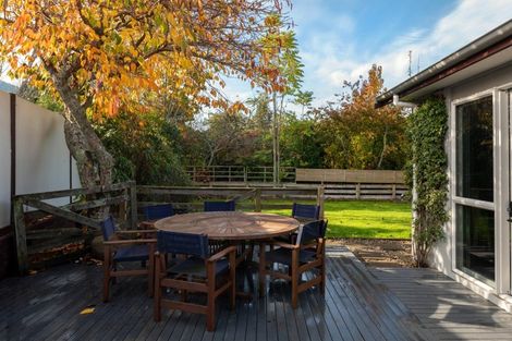 Photo of property in 16 Caulfield Place, Pukehangi, Rotorua, 3015