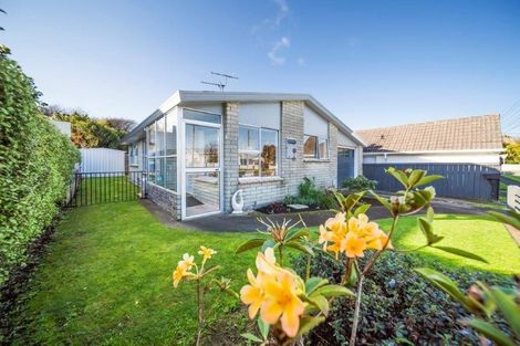 Photo of property in 2a Erin Street, Hawera, 4610