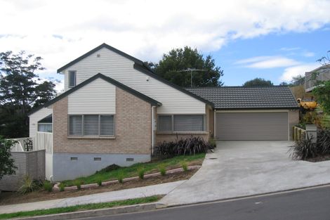 Photo of property in 5 Frenz Drive, Titirangi, Auckland, 0604