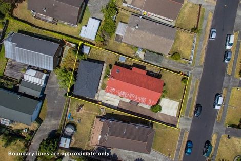 Photo of property in 14 De Quincey Terrace, Highland Park, Auckland, 2010