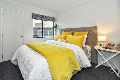 Photo of property in 187 Walter Strevens Drive, Conifer Grove, Takanini, 2112