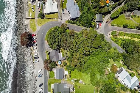 Photo of property in 25-27 Onaero Beach Road, Onaero, Waitara, 4383