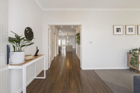 Photo of property in 13 Will Street, Huapai, Kumeu, 0810