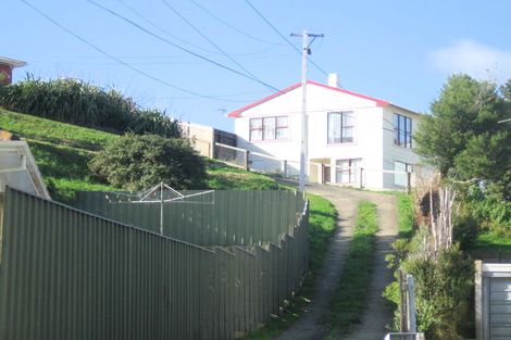 Photo of property in 42 Cornwall Crescent, Cannons Creek, Porirua, 5024