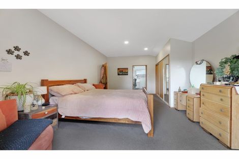 Photo of property in 22 Mervyn Drive, Avondale, Christchurch, 8061