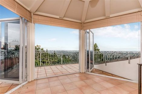 Photo of property in 35 Tawini Road, Titirangi, Auckland, 0604