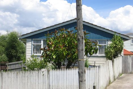 Photo of property in 4a Shoreham Street, Avondale, Auckland, 0600