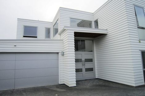 Photo of property in 10a Fraser Road, Narrow Neck, Auckland, 0624