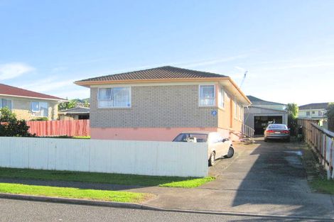 Photo of property in 9 Vetori Place, Clover Park, Auckland, 2023