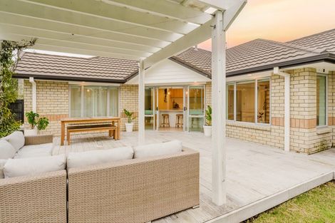 Photo of property in 26 Nielsen Gardens, Rototuna, Hamilton, 3210