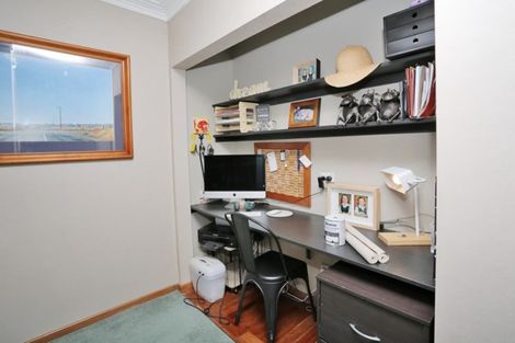 Photo of property in 27 Salford Street, Windsor, Invercargill, 9810