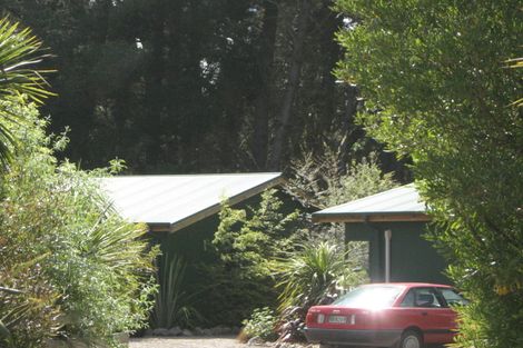 Photo of property in 4 Kiwi Avenue, Waikuku Beach, 7473