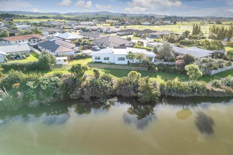 Photo of property in 16 Riverglen Road, Waipu, 0510