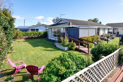 Photo of property in 39 Braid Road, St Andrews, Hamilton, 3200