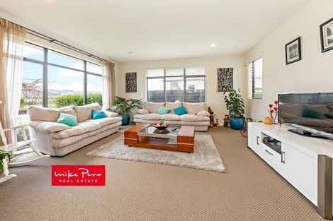 Photo of property in 14 Lake Drive, Karaka, Papakura, 2113