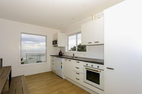 Photo of property in 195 Pukehina Parade, Pukehina, Te Puke, 3189