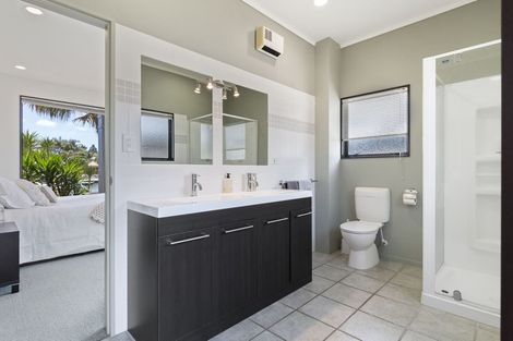 Photo of property in 617 Waterways Parade, Pauanui, Hikuai, 3579