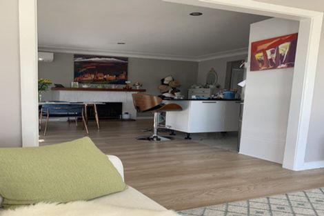 Photo of property in 2 Zion Road, Birkenhead, Auckland, 0626