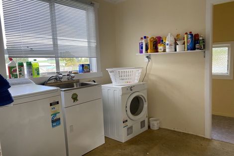 Photo of property in 9 Preston Street, Eltham, 4322