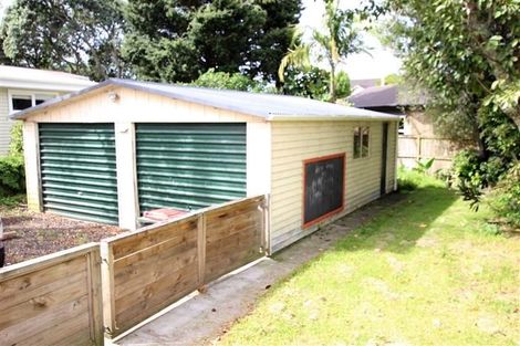 Photo of property in 3 Pickett Avenue, Sandringham, Auckland, 1025