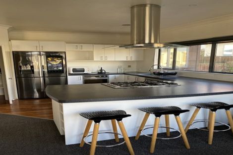 Photo of property in 84 Cypress Drive, Maungaraki, Lower Hutt, 5010