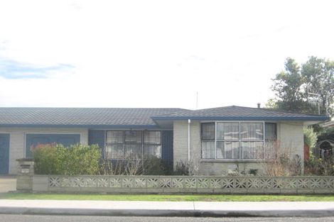Photo of property in 2/700 Park Road North, Parkvale, Hastings, 4122