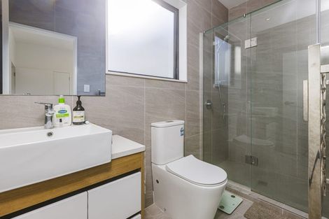 Photo of property in 104 Bellbird Street, Papakura, 2110