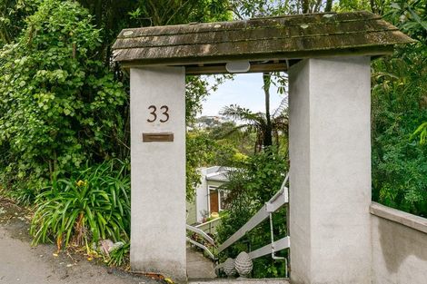 Photo of property in 33-35 Espin Crescent, Karori, Wellington, 6012