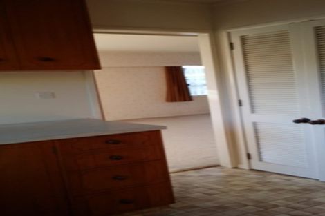 Photo of property in 2/87 Cook Street, Howick, Auckland, 2014