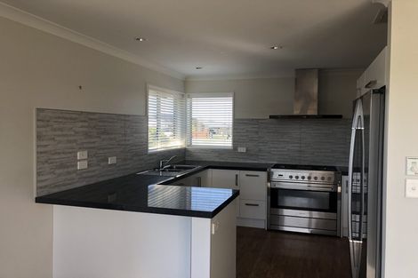 Photo of property in 16 Rhyolite Court, Rolleston, 7614