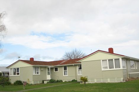 Photo of property in 27-29 Lipscombe Crescent, Havelock North, 4130