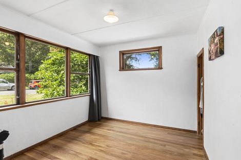 Photo of property in 57 Tilley Road, Paekakariki, 5034