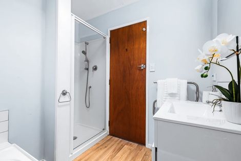 Photo of property in 67 Richmond Avenue, Richmond Heights, Taupo, 3330