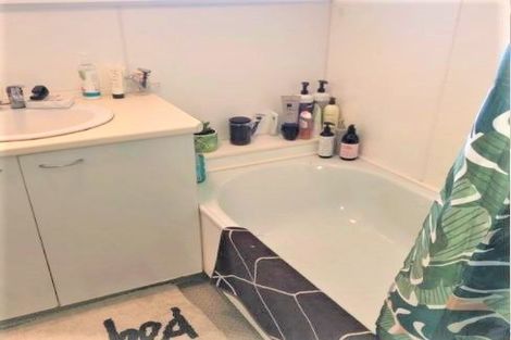 Photo of property in 4 Gemini Place, Beach Haven, Auckland, 0626