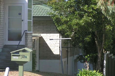 Photo of property in 2/30 Knightsbridge Drive, Forrest Hill, Auckland, 0620