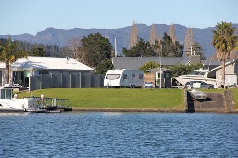 Photo of property in 32 Arawa Lane, Whitianga, 3510