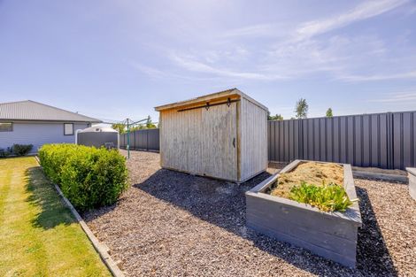 Photo of property in 20 Dee Street, Otane, 4202