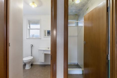 Photo of property in 25 Chatsworth Crescent, Pakuranga Heights, Auckland, 2010