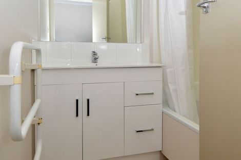 Photo of property in 8/45 Kenderdine Road, Papatoetoe, Auckland, 2025