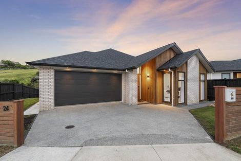 Photo of property in 24 Kahu Close, Orewa, 0931