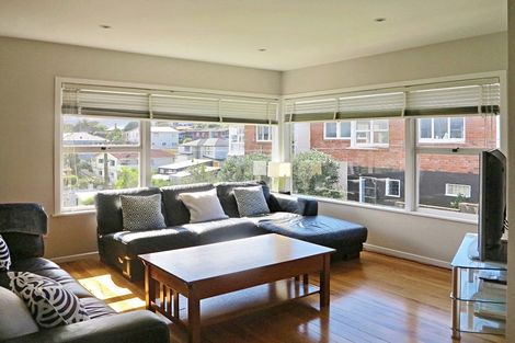 Photo of property in 2/33 Tennyson Avenue, Takapuna, Auckland, 0622