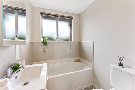 Photo of property in 3/8 Tawai Street, Trentham, Upper Hutt, 5018