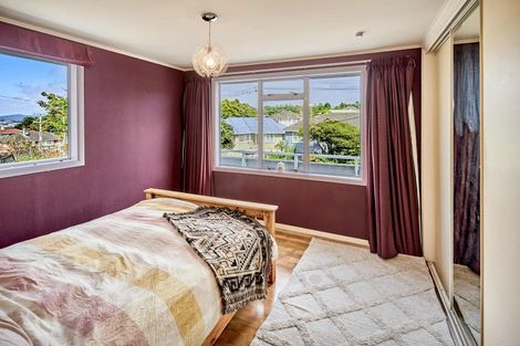 Photo of property in 118 Dimock Street, Titahi Bay, Porirua, 5022