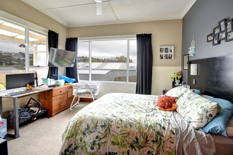 Photo of property in 31 Jellicoe Crescent, Kaikorai, Dunedin, 9010