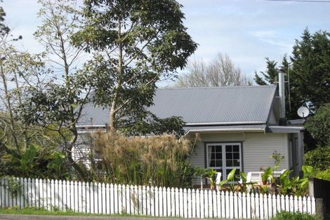 Photo of property in 9 Waerenga Road, Te Kauwhata, 3710