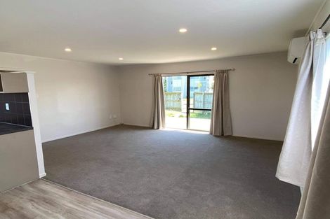 Photo of property in 1/61 Templeton Place, Clendon Park, Auckland, 2103