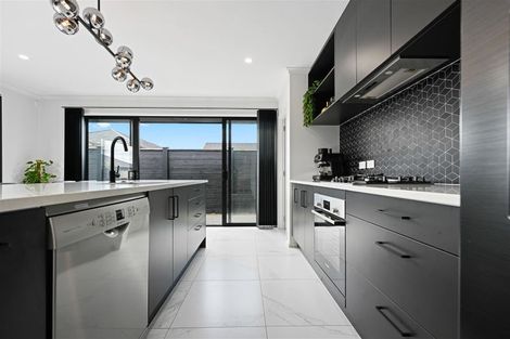 Photo of property in 5 Kowaro Street, Rototuna North, Hamilton, 3210