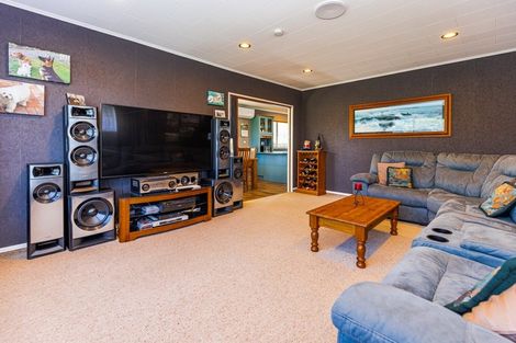 Photo of property in 59 Huxley Street, Pahiatua, 4910