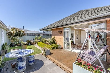 Photo of property in 87a Halswell Road, Hillmorton, Christchurch, 8025