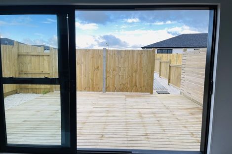 Photo of property in 42 Auranga Drive, Karaka, Papakura, 2113